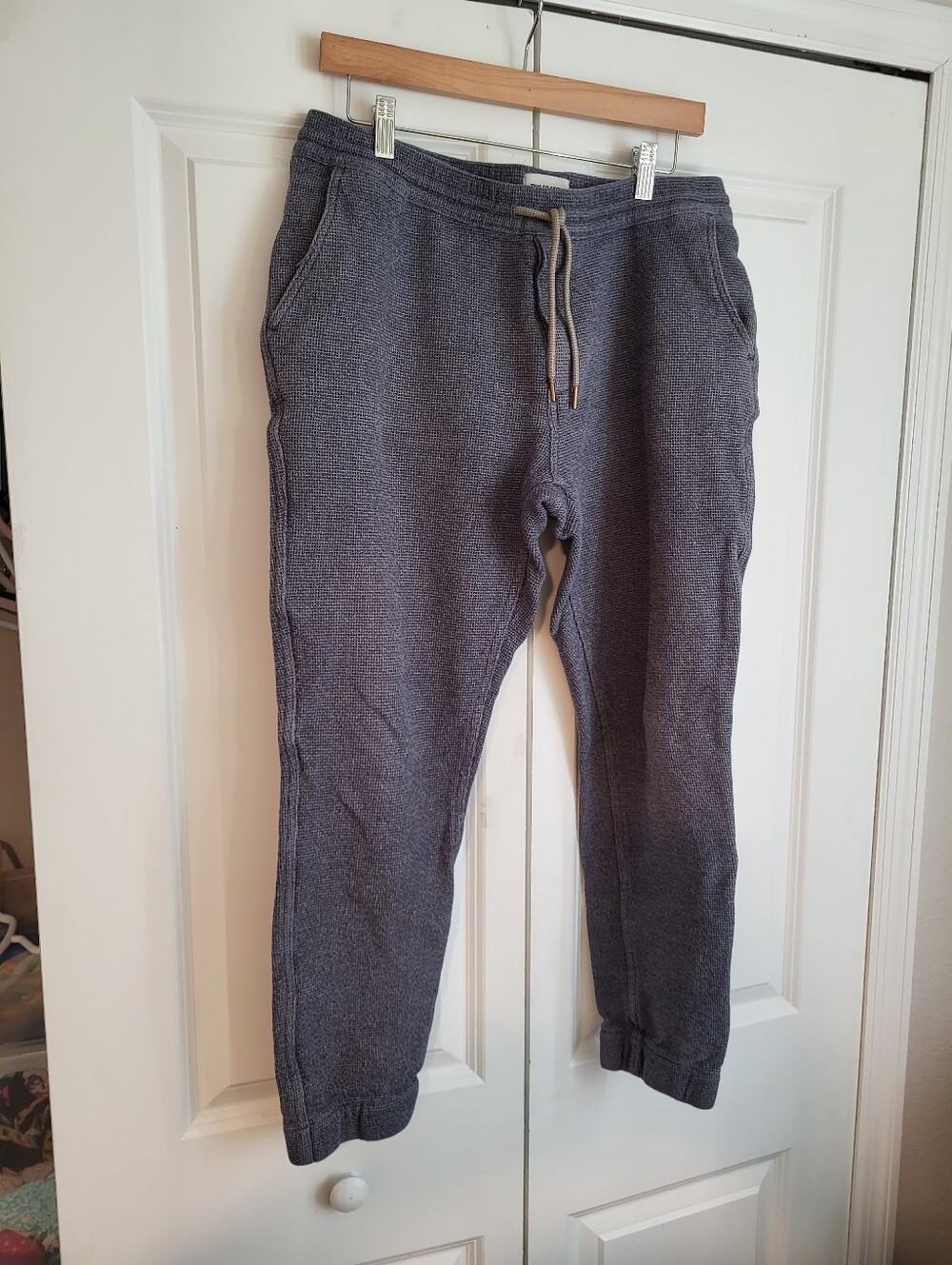 Taylor Stitch Men's Charcoal Gray Knit Joggers